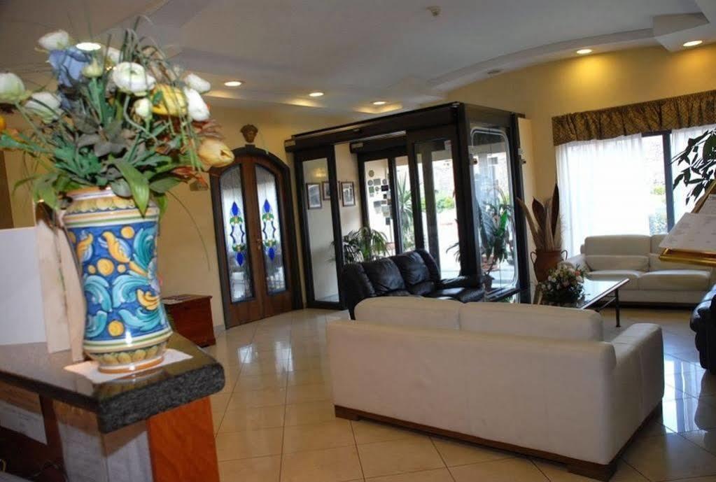 Hotel Scrivano Randazzo Luaran gambar